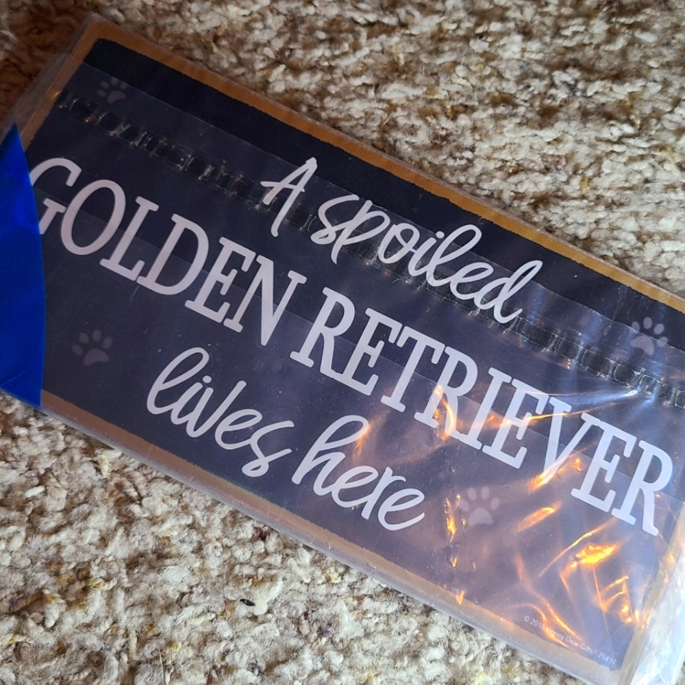 NWOT -Golden Retriever sign